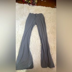 AMAZON FLARE LEGGINGS GREY LARGE